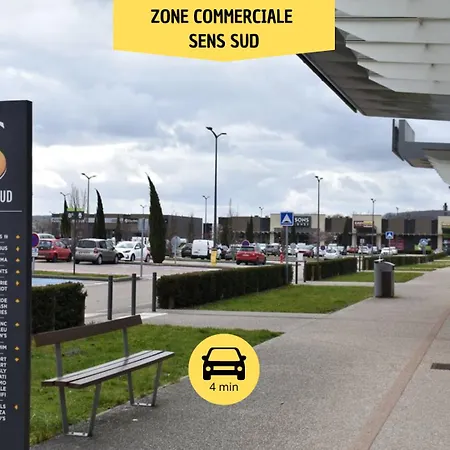 Bohemia - Best Keys - Ideal Pro & Couple - Cosy - Centre Ville - Smart Tv - Netflix & Wifi Fibre - Check-In Autonome - Parking Facile & Gratuit - Confort & Equipements Premium Sens Exterior photo