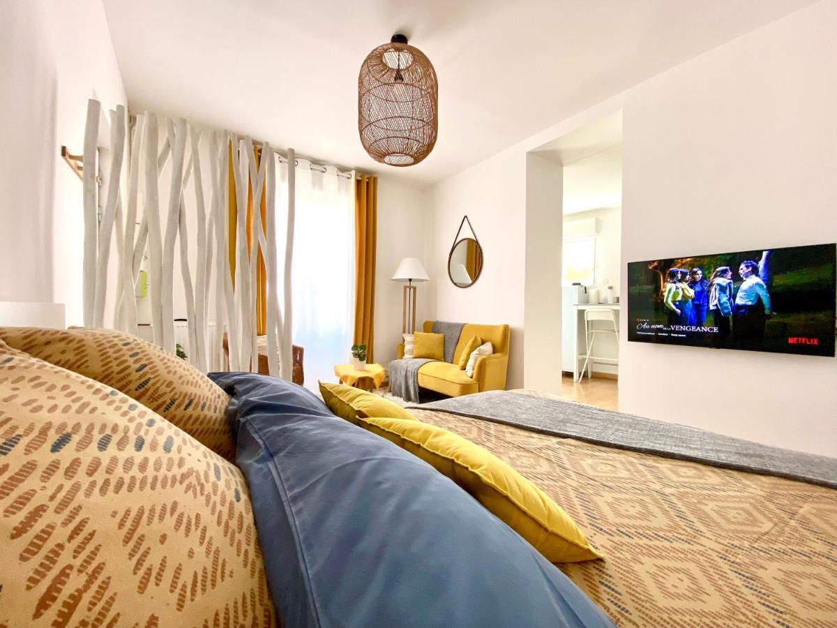 Apartment Bohemia - Keys - Ideal Pro & Couple - Cosy - Centre - Smart Tv - Netflix & Wifi Fibre - Check-in Autonome - Parking Facile & Gratuit - Confort & Equipements Premium Sens