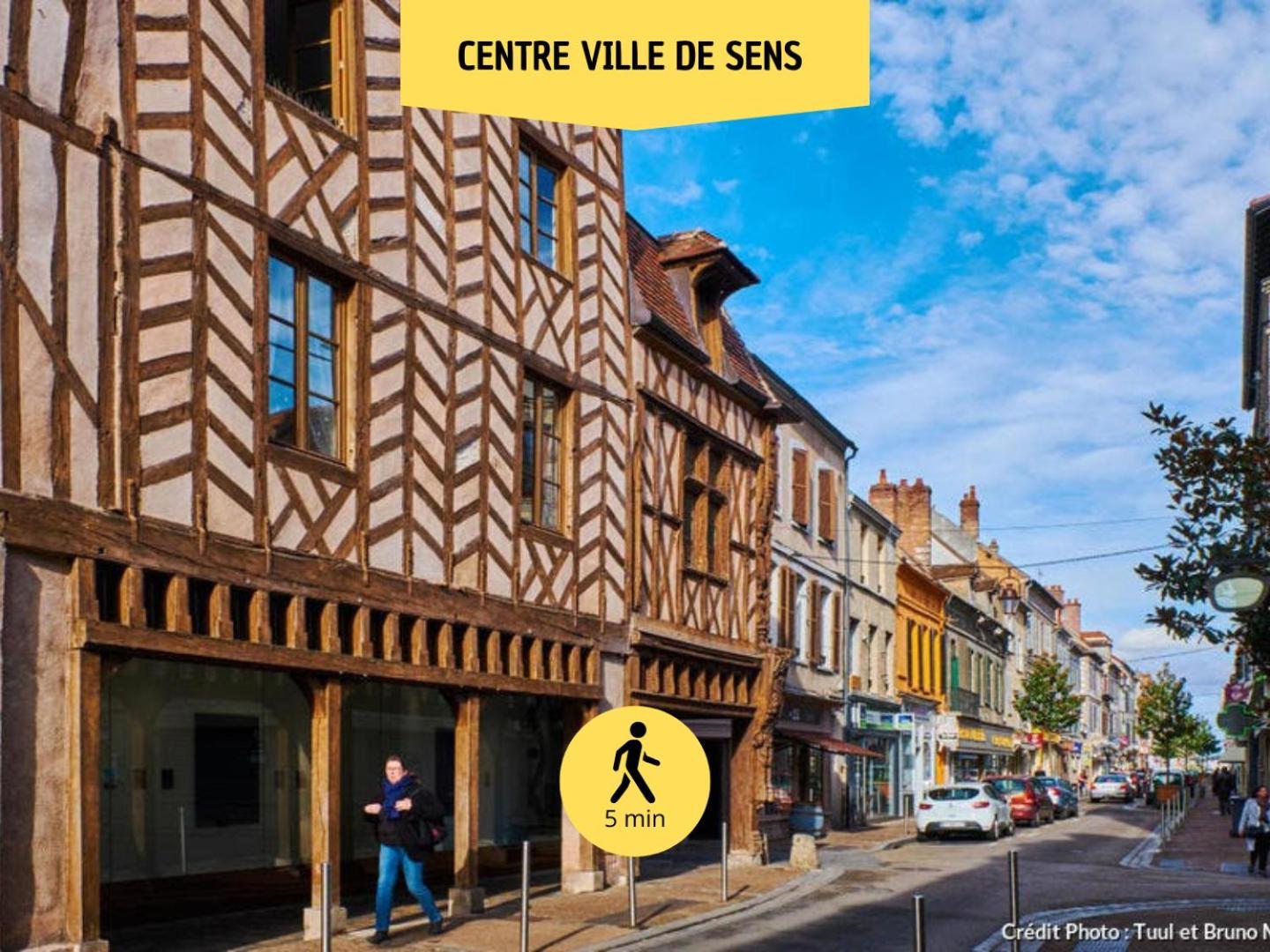 Bohemia - Keys - Ideal Pro & Couple - Cosy - Centre - Smart Tv - Netflix & Wifi Fibre - Check-in Autonome - Parking Facile & Gratuit - Confort & Equipements Premium Apartment *